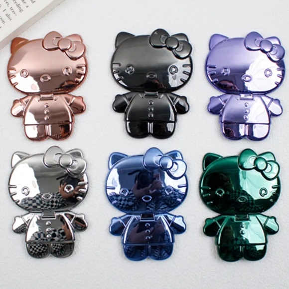 ROSE GOLD NOW AVAILABLE! Hello Kitty Mirror Phone Stand - Picture 5 of 16